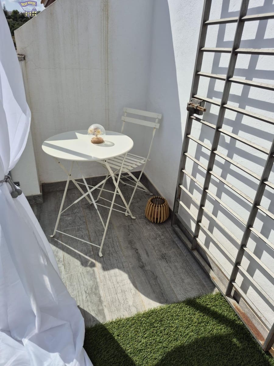 4 bedroom Terraced Villa for sale in Arcos de la Frontera - € 350,000 (Ref: 9825049)