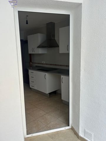 Piso de 3 habitaciones en Arcos de la Frontera en venta - 120.000 € (Ref: 9849631)