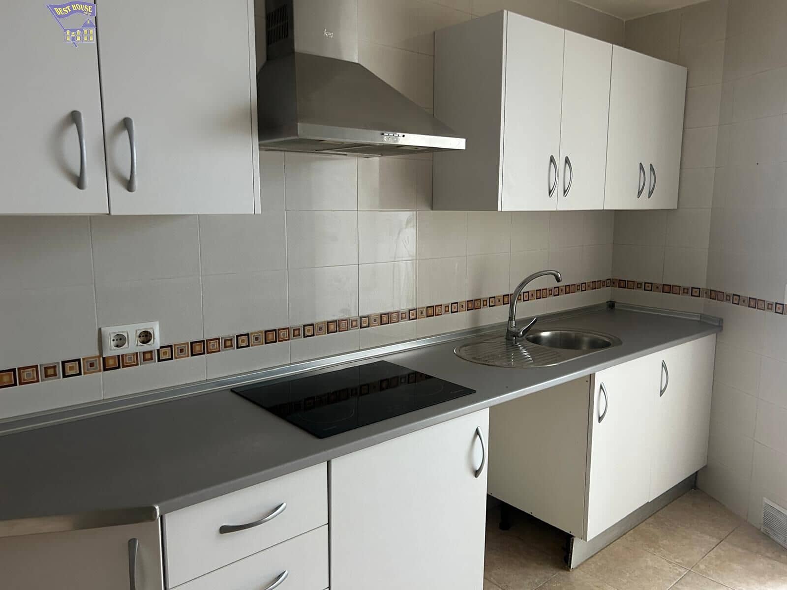 3 bedroom Flat for sale in Arcos de la Frontera - € 120,000 (Ref: 9849631)