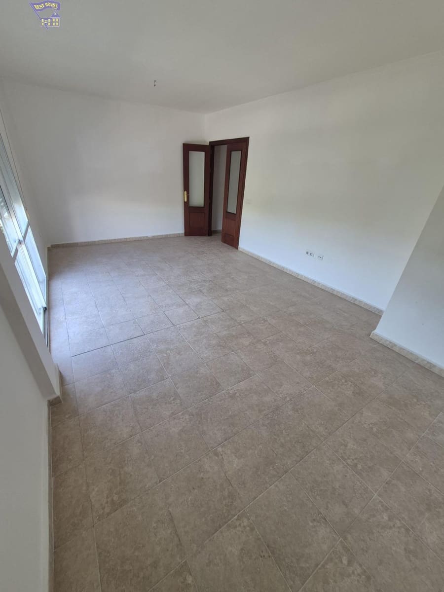 3 bedroom Flat for sale in Arcos de la Frontera - € 120,000 (Ref: 9849631)