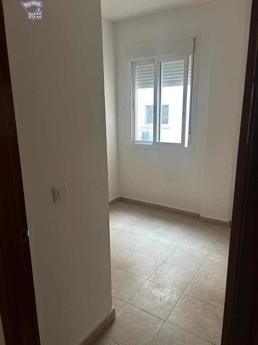 3 bedroom Flat for sale in Arcos de la Frontera - € 120,000 (Ref: 9849631)