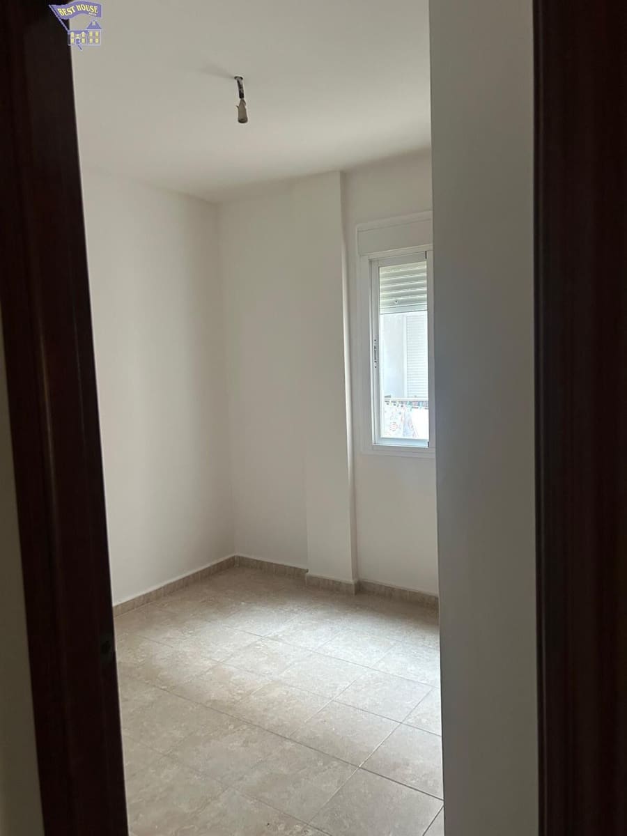 3 bedroom Flat for sale in Arcos de la Frontera - € 120,000 (Ref: 9849631)