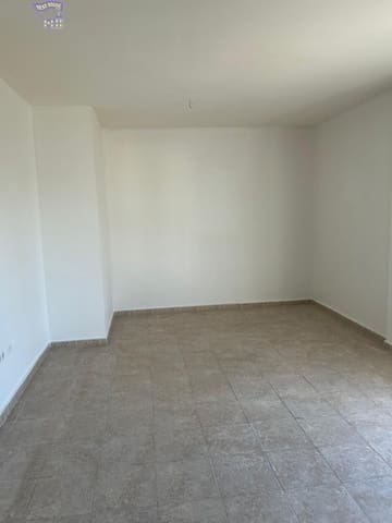 Piso de 3 habitaciones en Arcos de la Frontera en venta - 120.000 € (Ref: 9849631)