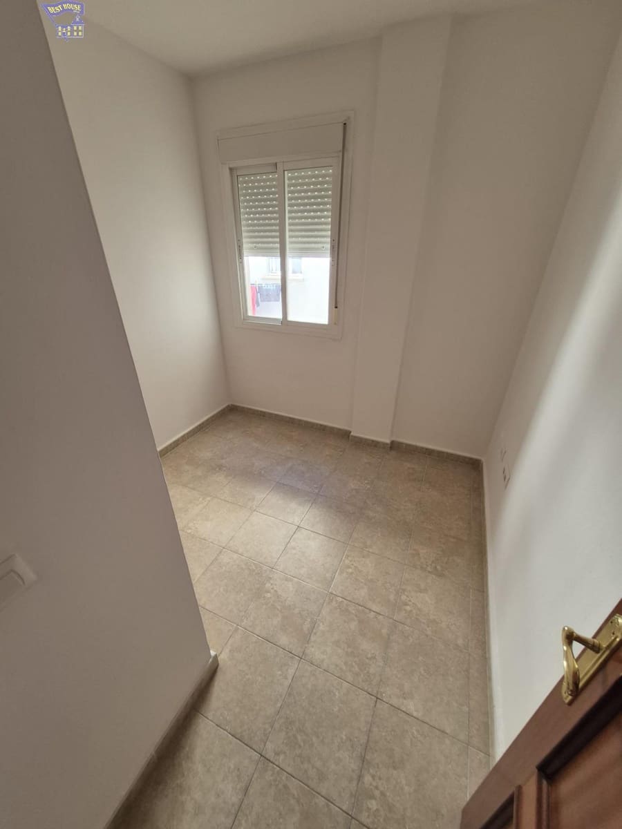3 bedroom Flat for sale in Arcos de la Frontera - € 120,000 (Ref: 9849631)