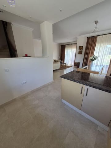 2 slaapkamer Rijtjeshuis te huur in Arcos de la Frontera - € 1.200 (Ref: 9855678)