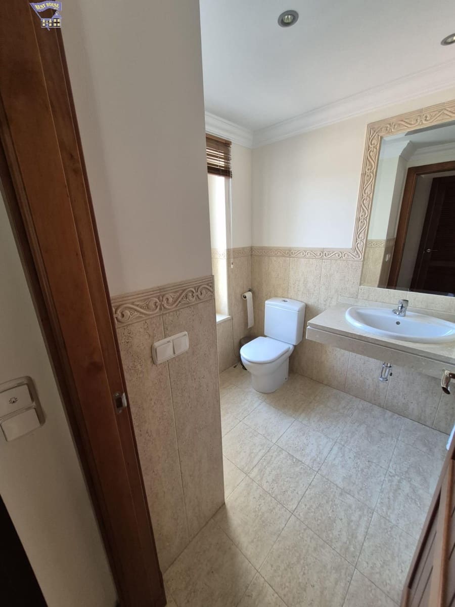 2 slaapkamer Rijtjeshuis te huur in Arcos de la Frontera - € 1.200 (Ref: 9855678)