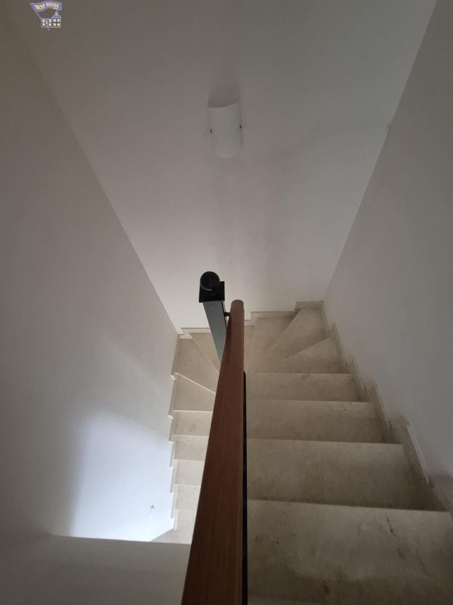 2 slaapkamer Rijtjeshuis te huur in Arcos de la Frontera - € 1.200 (Ref: 9855678)