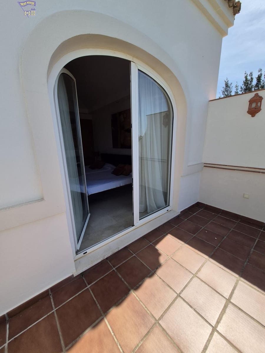 2 slaapkamer Rijtjeshuis te huur in Arcos de la Frontera - € 1.200 (Ref: 9855678)