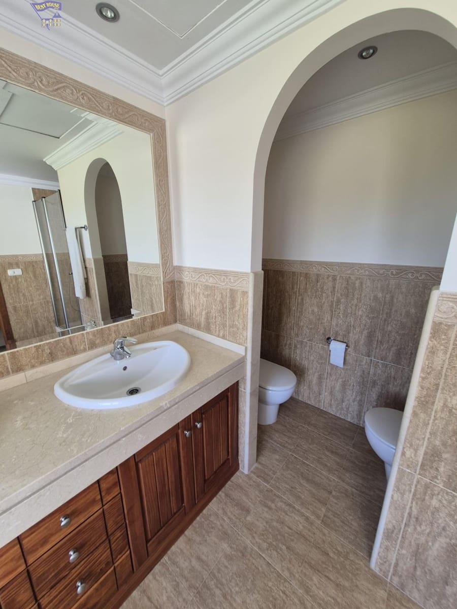2 slaapkamer Rijtjeshuis te huur in Arcos de la Frontera - € 1.200 (Ref: 9855678)