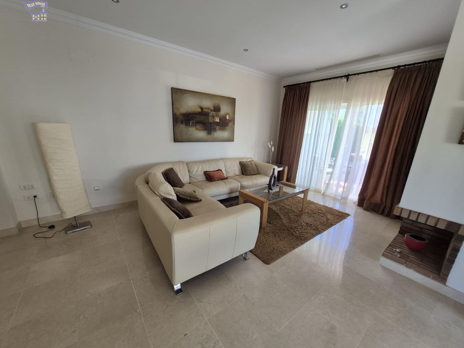 2 slaapkamer Rijtjeshuis te huur in Arcos de la Frontera - € 1.200 (Ref: 9855678)