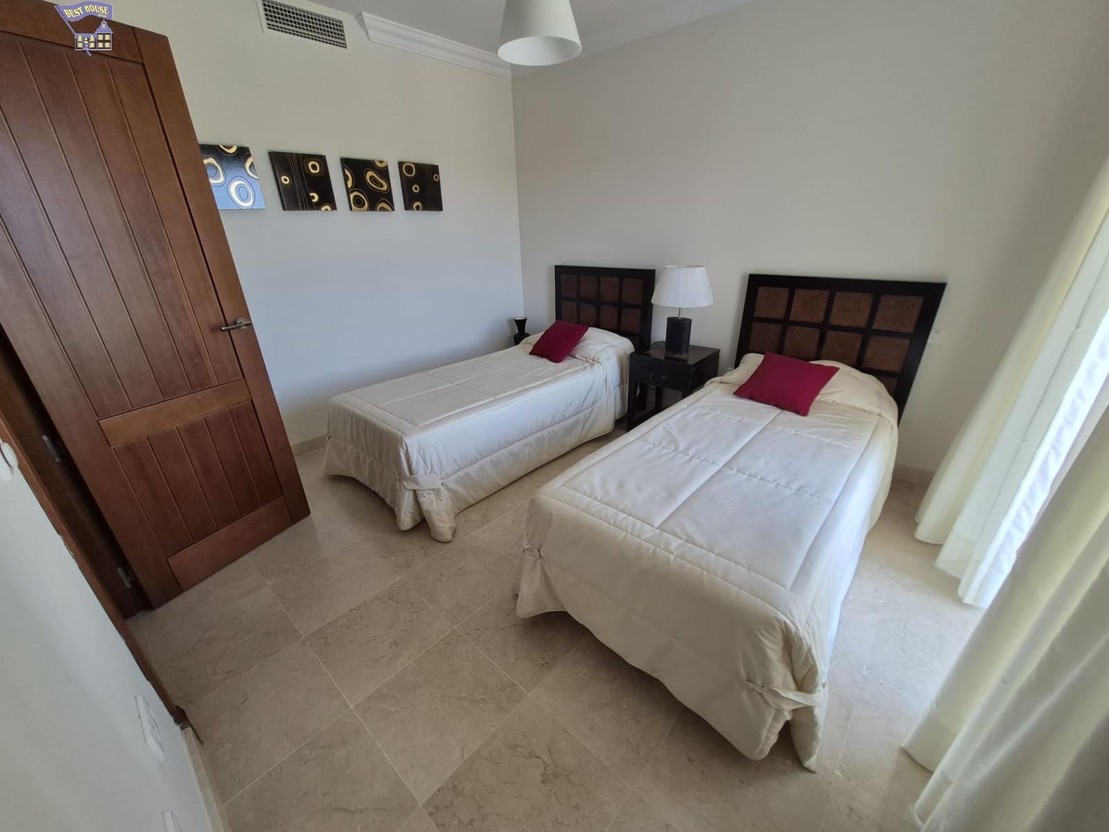 2 slaapkamer Rijtjeshuis te huur in Arcos de la Frontera - € 1.200 (Ref: 9855678)