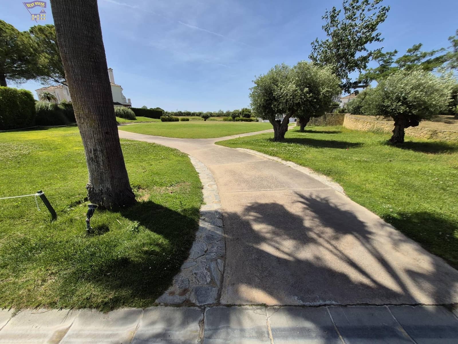 2 slaapkamer Rijtjeshuis te huur in Arcos de la Frontera - € 1.200 (Ref: 9855678)