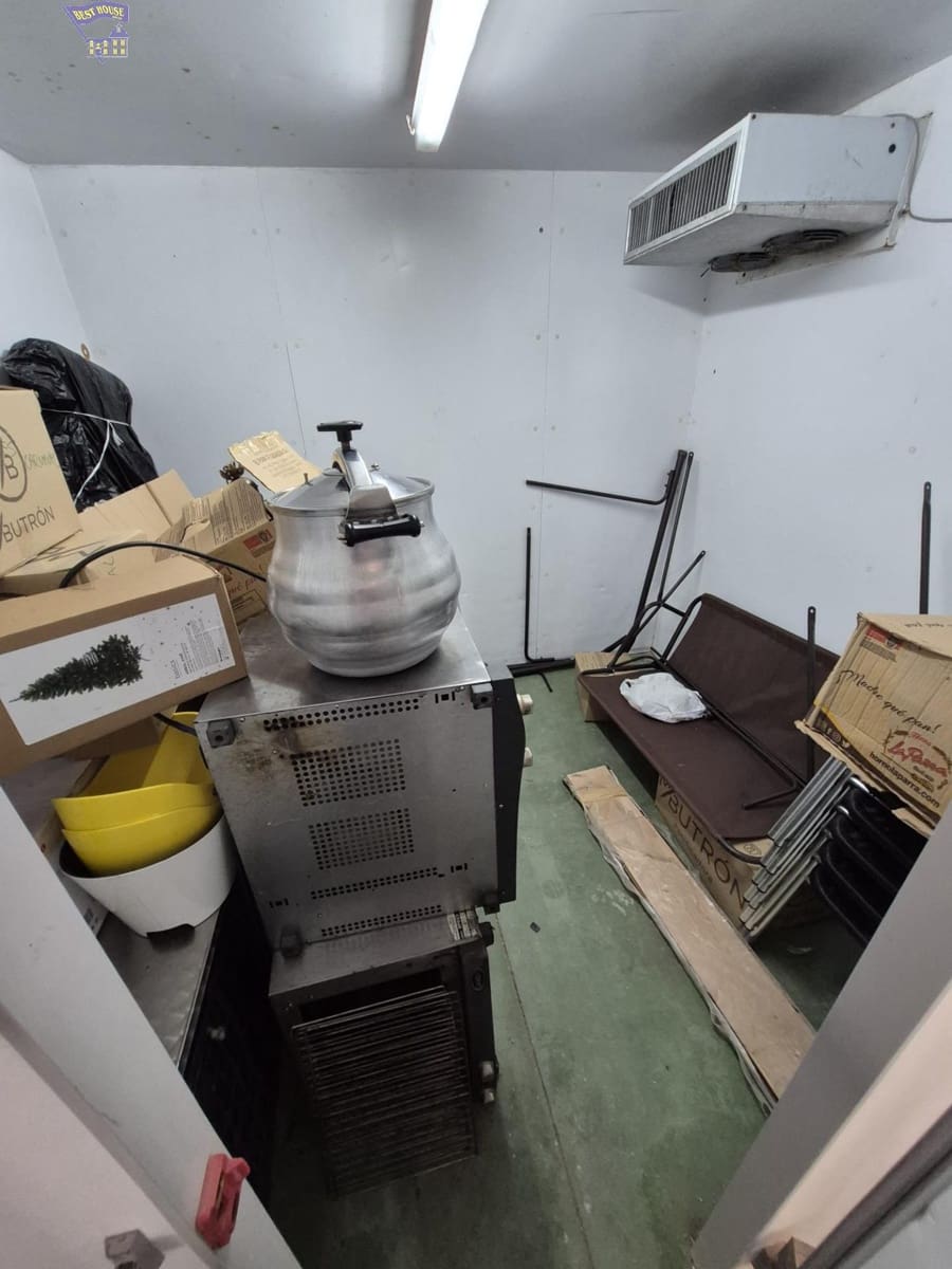 3 sypialnia Biznes na sprzedaż w Arcos de la Frontera - 80 000 € (Ref: 9855679)