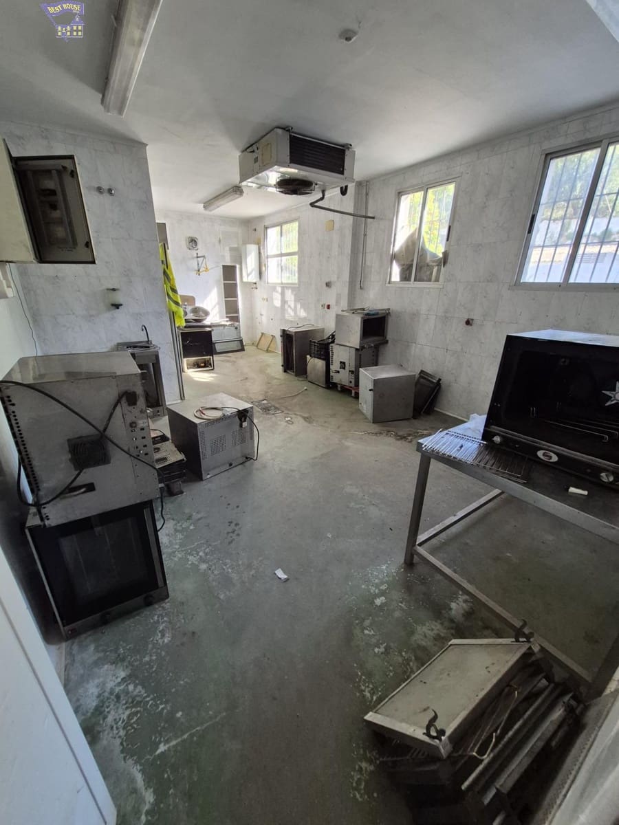 3 sypialnia Biznes na sprzedaż w Arcos de la Frontera - 80 000 € (Ref: 9855679)
