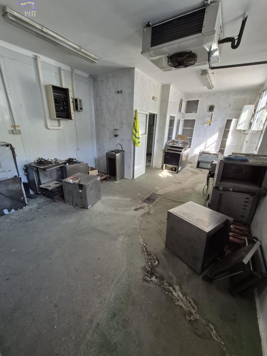 3 sypialnia Biznes na sprzedaż w Arcos de la Frontera - 80 000 € (Ref: 9855679)