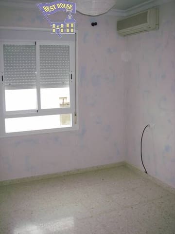 3 soveværelse Lejlighed til salg i Arcos de la Frontera - € 100.000 (Ref: 9885023)
