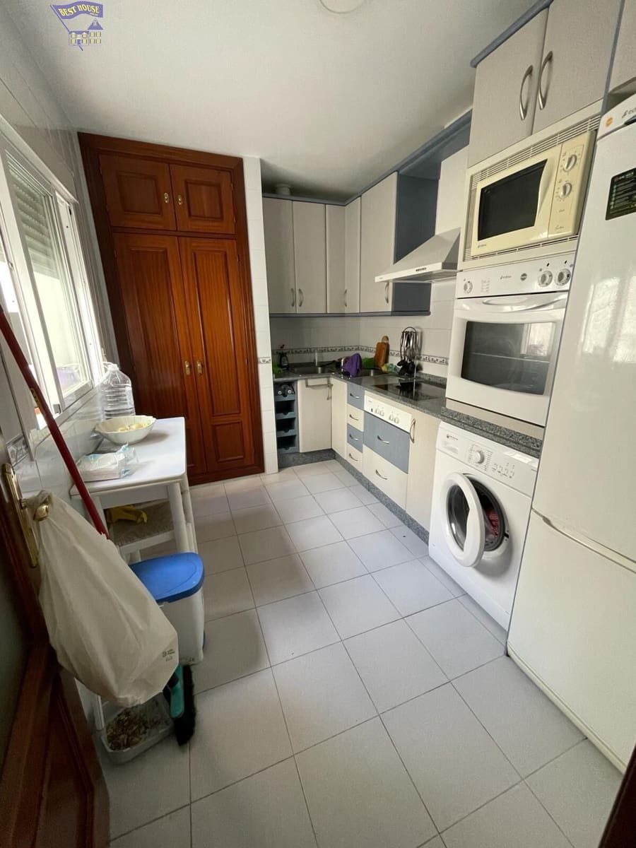 3 soveværelse Lejlighed til salg i Arcos de la Frontera - € 100.000 (Ref: 9885023)
