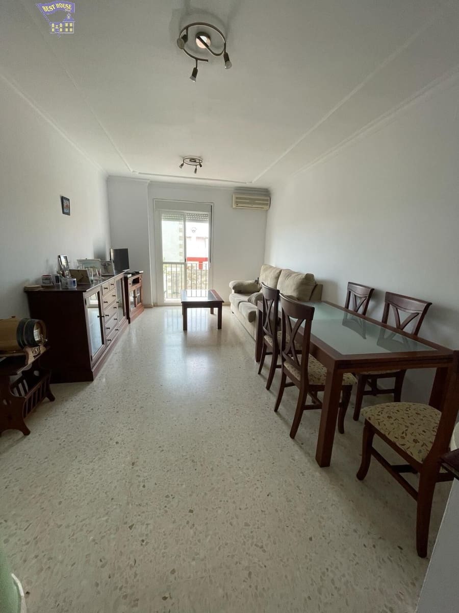 3 soveværelse Lejlighed til salg i Arcos de la Frontera - € 100.000 (Ref: 9885023)