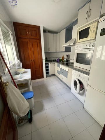 3 soveværelse Lejlighed til salg i Arcos de la Frontera - € 100.000 (Ref: 9885023)