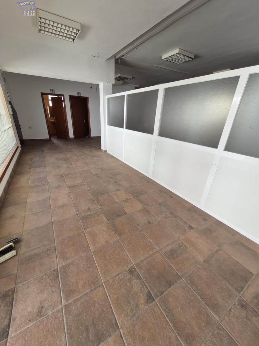 Commercieel te koop in Arcos de la Frontera - € 96.000 (Ref: 9885024)