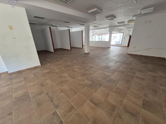 Commercieel te koop in Arcos de la Frontera - € 96.000 (Ref: 9885024)