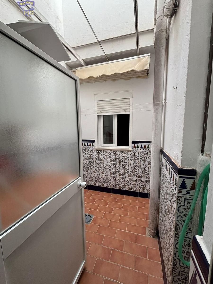 2 bedroom Bungalow for sale in Arcos de la Frontera - € 95,000 (Ref: 9894084)