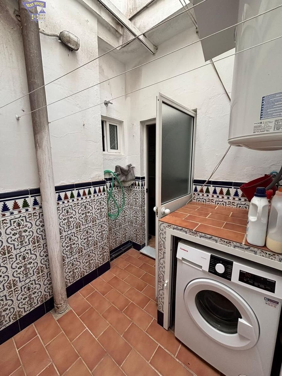 2 bedroom Bungalow for sale in Arcos de la Frontera - € 95,000 (Ref: 9894084)