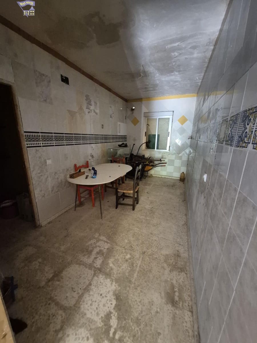 4 soveværelse Finca/Landehus til salg i Arcos de la Frontera - € 160.000 (Ref: 9916053)