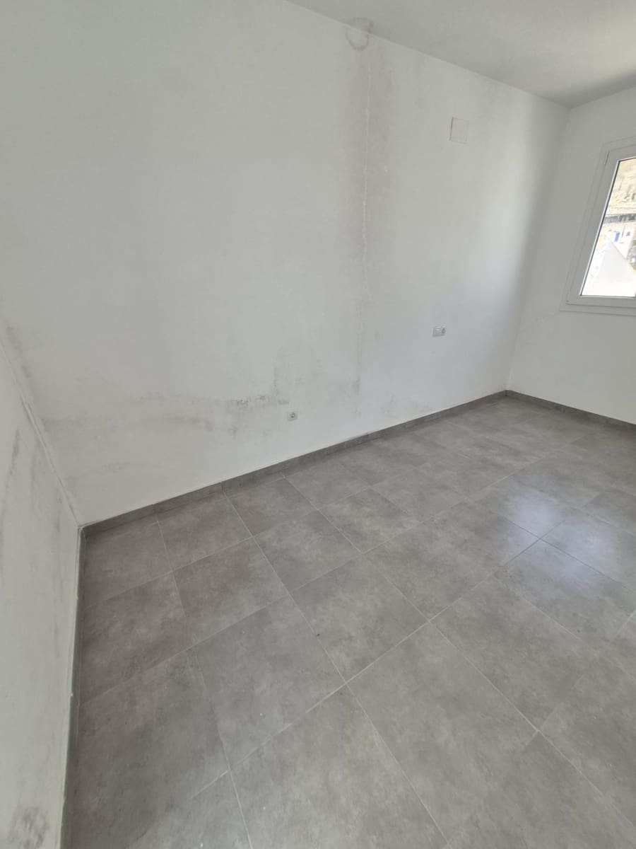 3 bedroom Townhouse for sale in Espera - € 69,000 (Ref: 9927628)