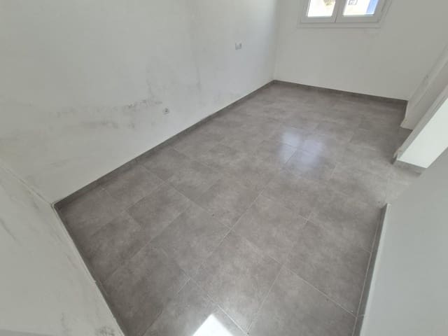 3 quarto Casa em Banda para venda em Espera - 69 000 € (Ref: 9927628)