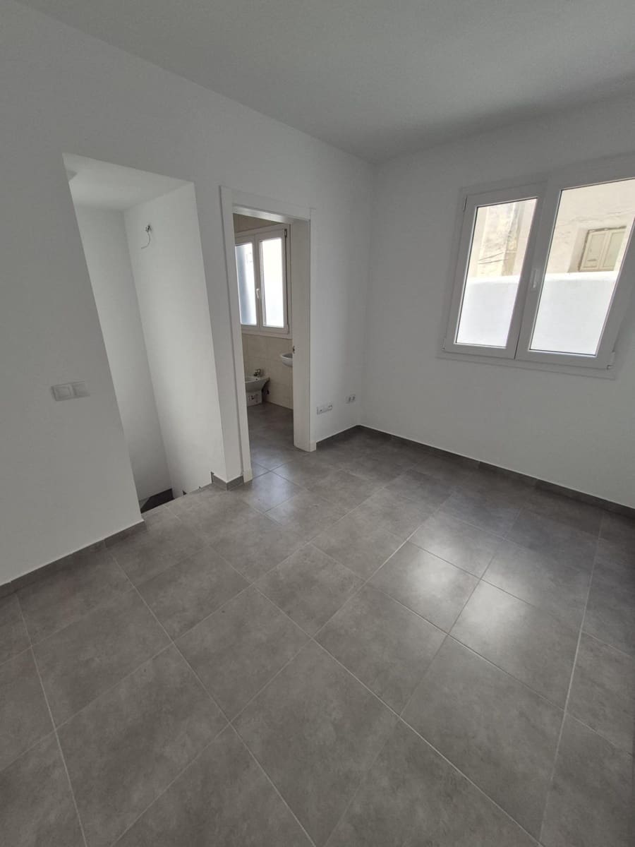 2 bedroom Townhouse for sale in Espera - € 59,000 (Ref: 9927630)