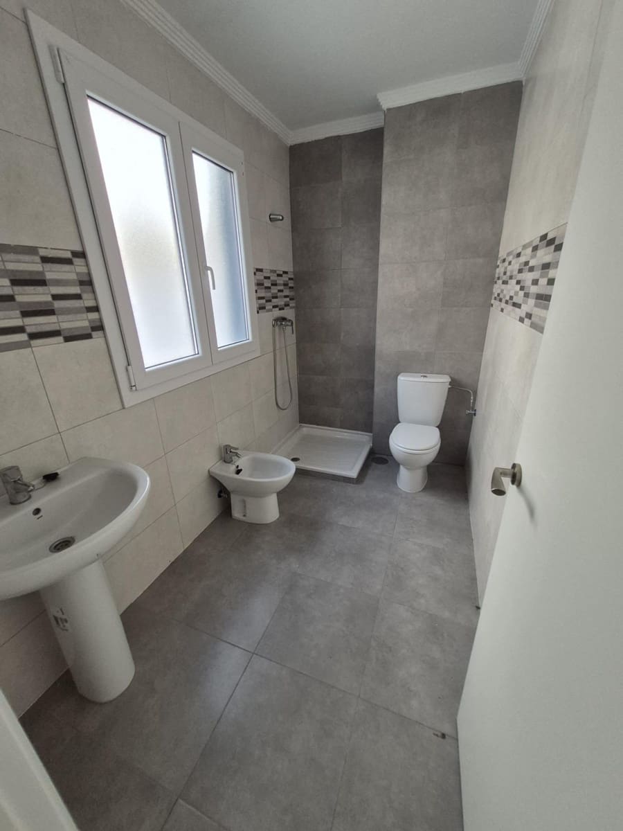 2 bedroom Townhouse for sale in Espera - € 59,000 (Ref: 9927630)