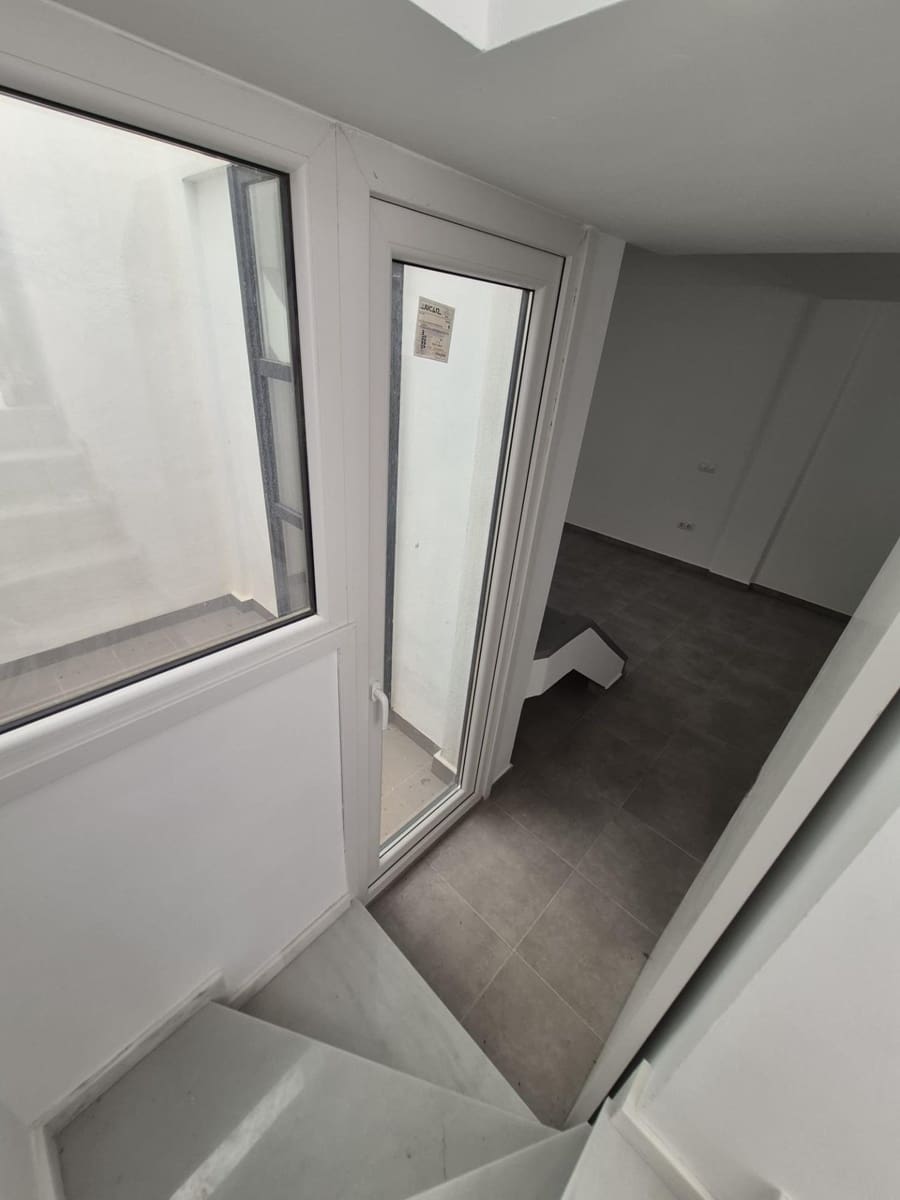 2 bedroom Townhouse for sale in Espera - € 59,000 (Ref: 9927630)