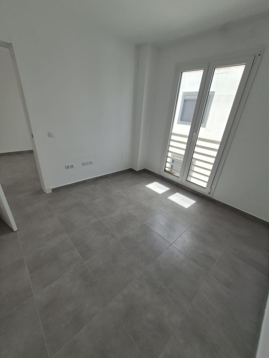 2 bedroom Townhouse for sale in Espera - € 79,000 (Ref: 9927631)