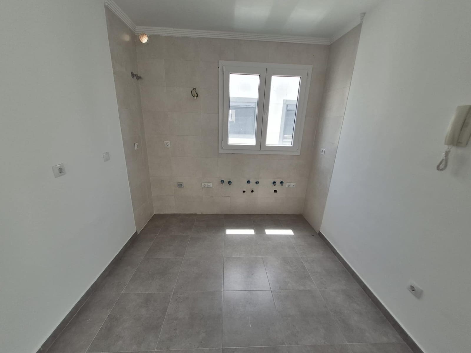 2 bedroom Townhouse for sale in Espera - € 79,000 (Ref: 9927631)