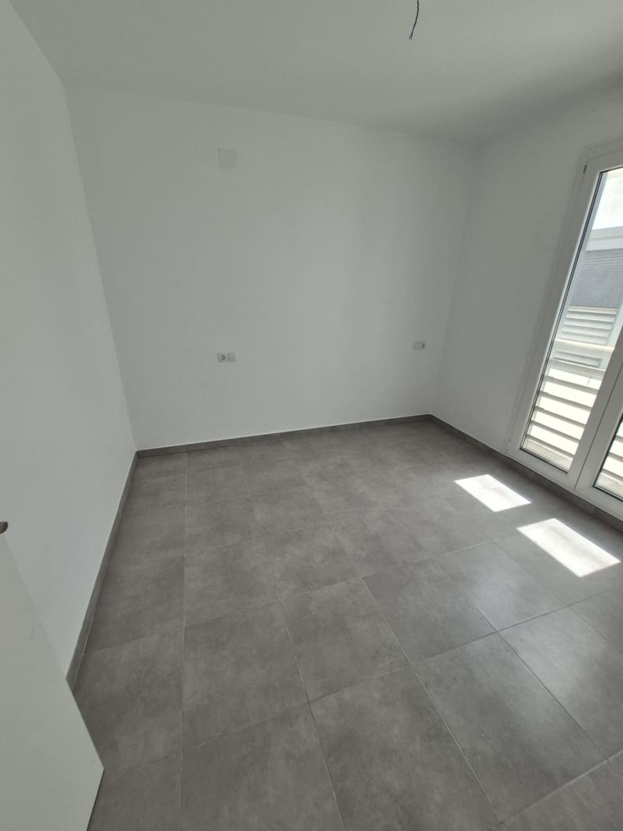 3 sypialnia Dom na sprzedaż w Espera - 79 000 € (Ref: 9927632)