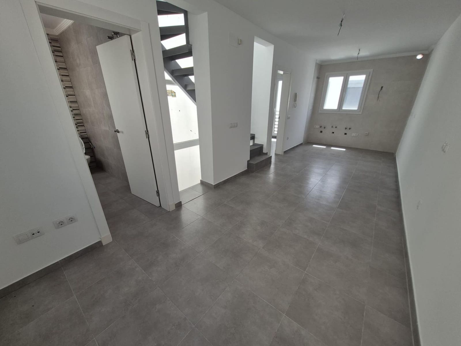 3 sypialnia Dom na sprzedaż w Espera - 79 000 € (Ref: 9927632)
