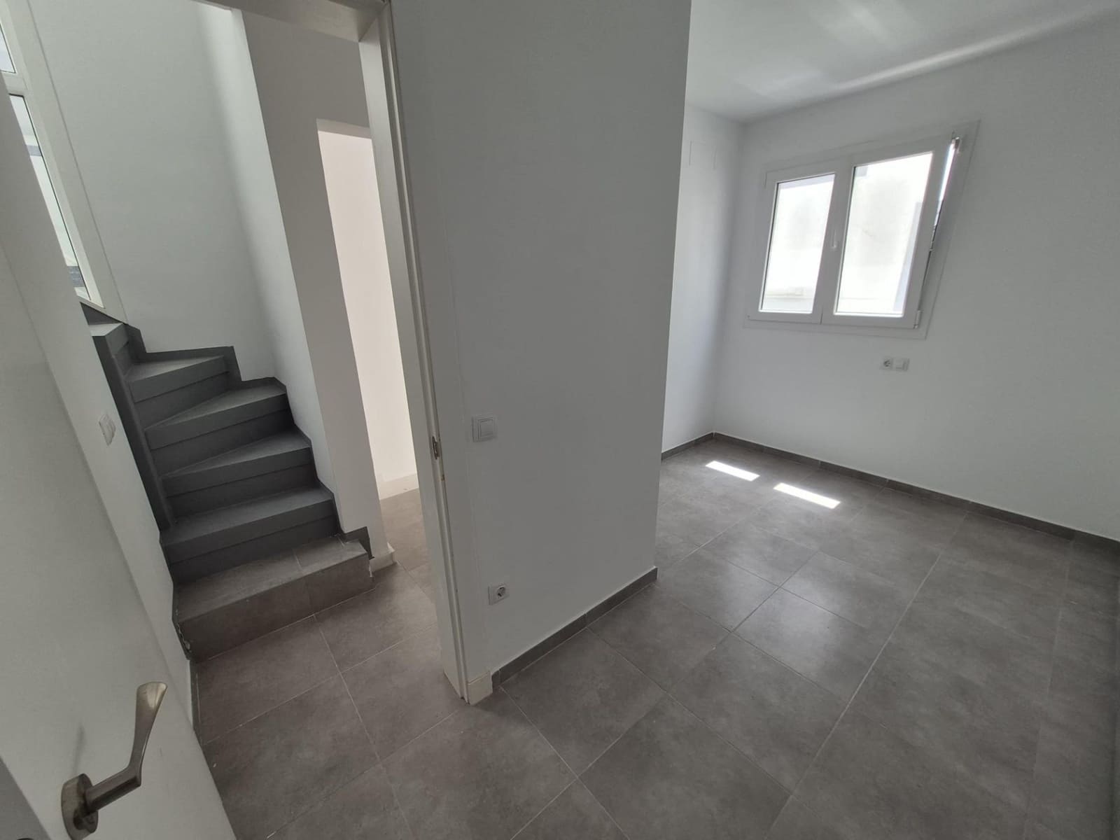 3 sypialnia Dom na sprzedaż w Espera - 79 000 € (Ref: 9927632)