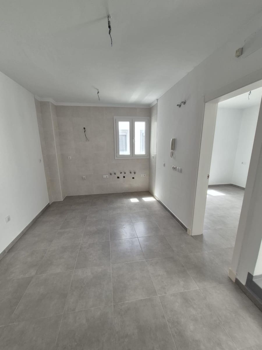 Casa de 3 habitaciones en Espera en venta - 79.000 € (Ref: 9927635)
