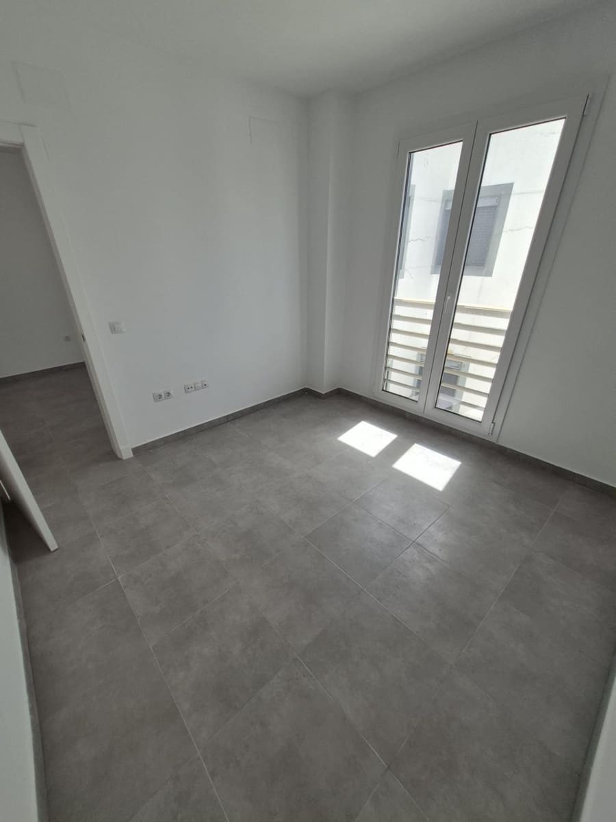 Casa de 3 habitaciones en Espera en venta - 79.000 € (Ref: 9927635)