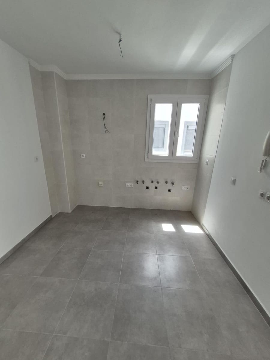 Casa de 3 habitaciones en Espera en venta - 79.000 € (Ref: 9927635)