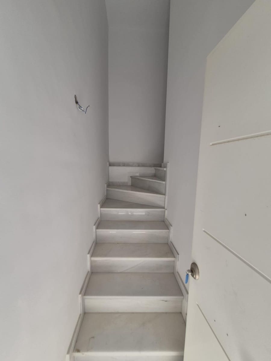 Casa de 3 habitaciones en Espera en venta - 79.000 € (Ref: 9927635)