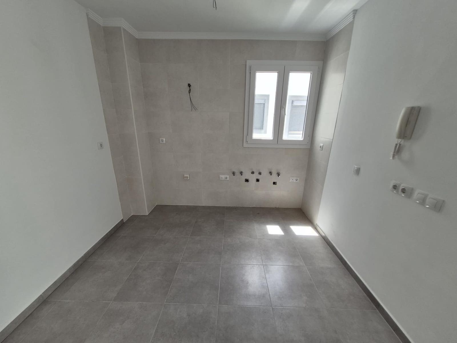 Casa de 3 habitaciones en Espera en venta - 79.000 € (Ref: 9927635)