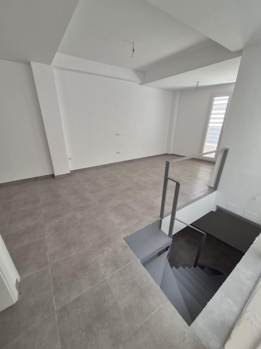 2 bedroom Townhouse for sale in Espera - € 69,000 (Ref: 9927637)