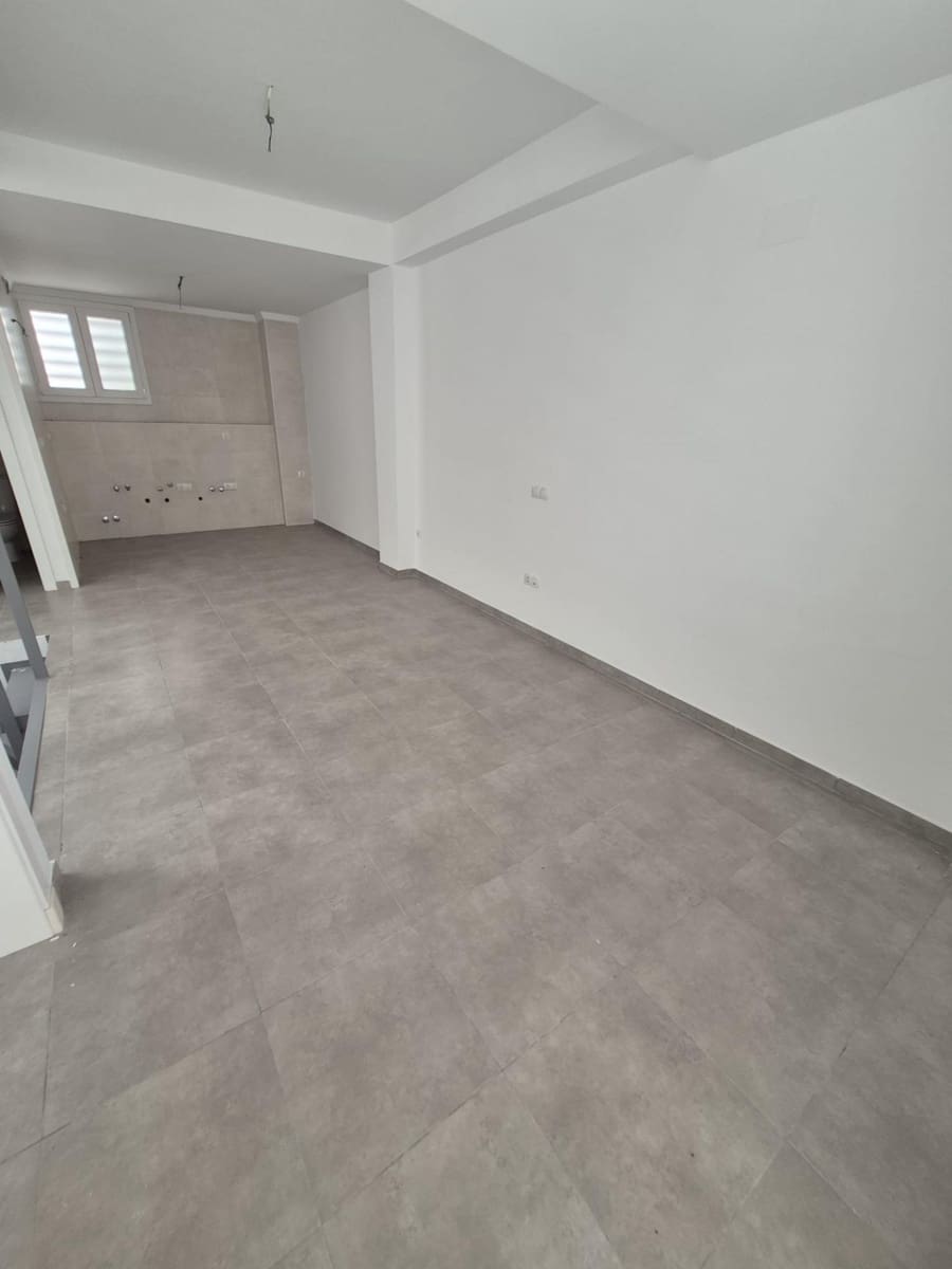 2 bedroom Townhouse for sale in Espera - € 69,000 (Ref: 9927637)