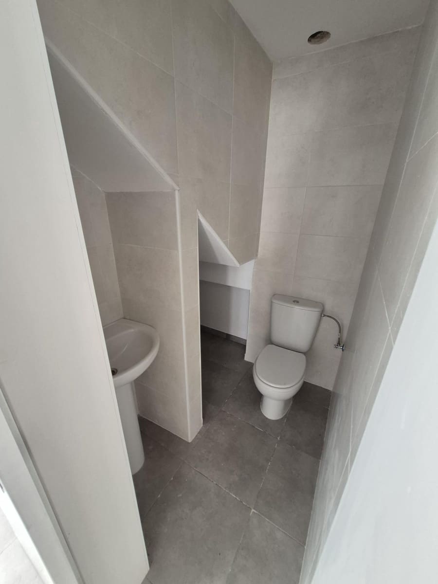 2 bedroom Townhouse for sale in Espera - € 69,000 (Ref: 9927637)