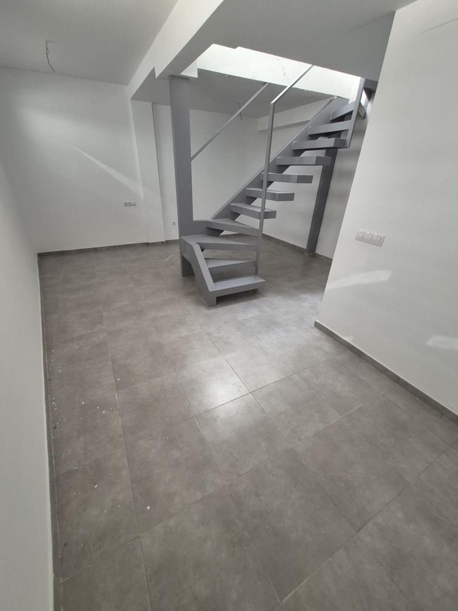2 bedroom Townhouse for sale in Espera - € 69,000 (Ref: 9927637)