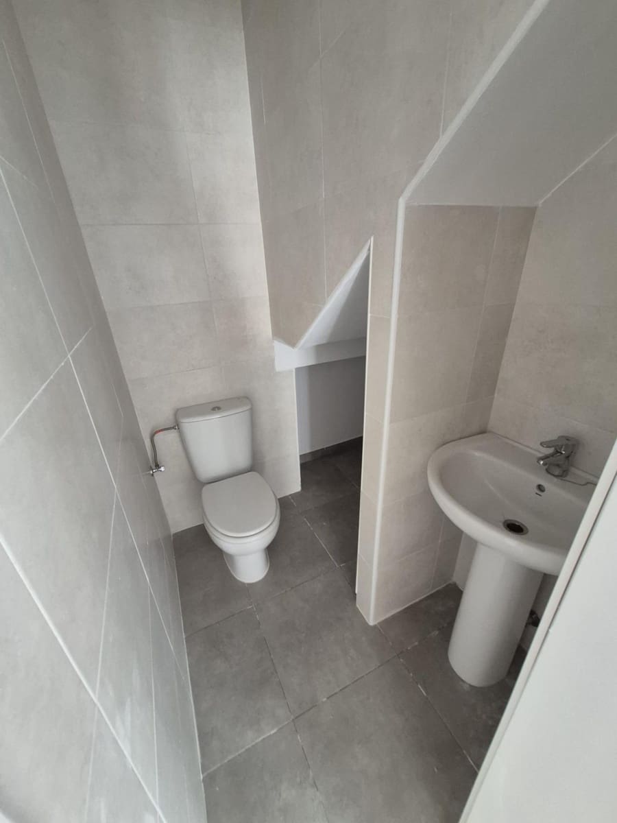 2 bedroom Townhouse for sale in Espera - € 69,000 (Ref: 9927638)