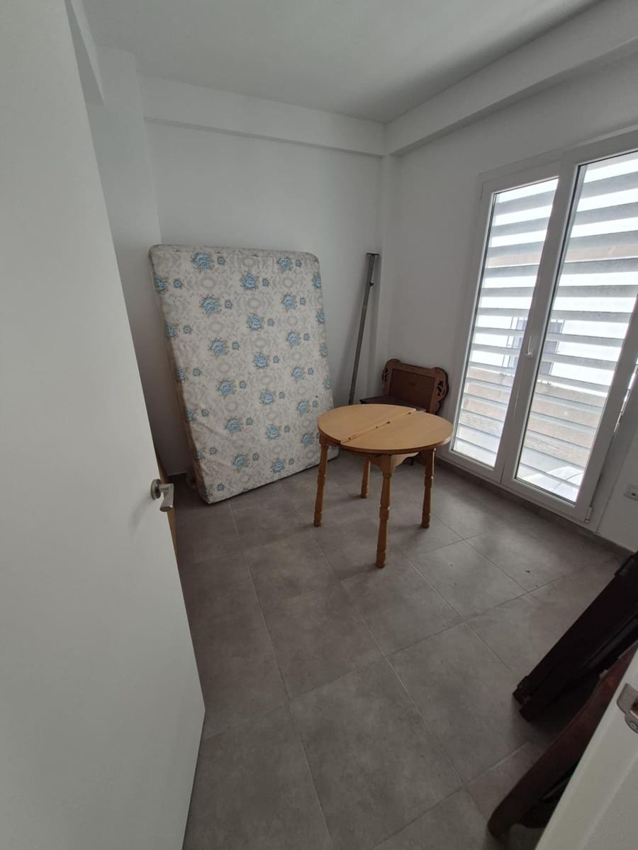 2 bedroom Townhouse for sale in Espera - € 69,000 (Ref: 9927638)
