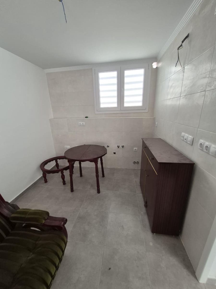 2 bedroom Townhouse for sale in Espera - € 69,000 (Ref: 9927638)